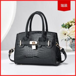 ���Q�¿����ذ�bag��Ƥʯ�^�y�{�~�y������μ��������Ůб���