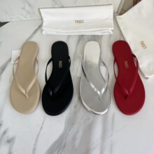 ����С��Tkees�⴩���������ϊA�_��Ь�ٴ�ȼ�ɳ����Ů�ճ�ƽ��