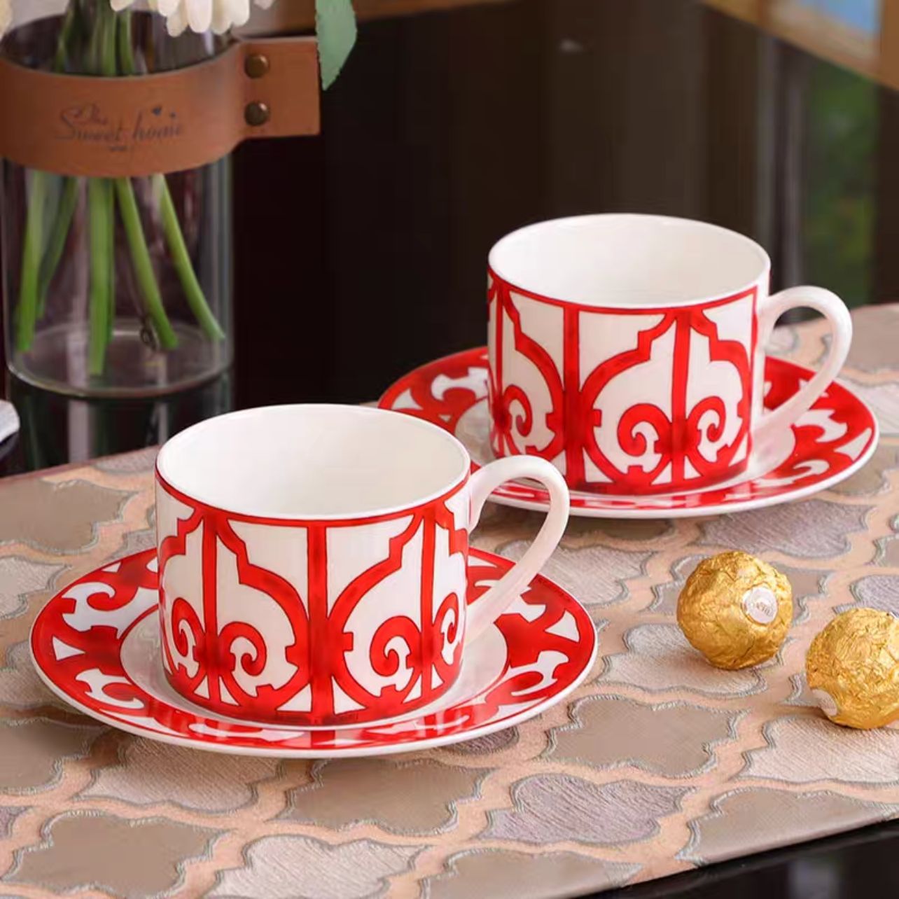Corte europea transfronteriza retrógrada taza de café de porcelana casera doble taza de plato taza de cerámica taza de té de la tarde pareja