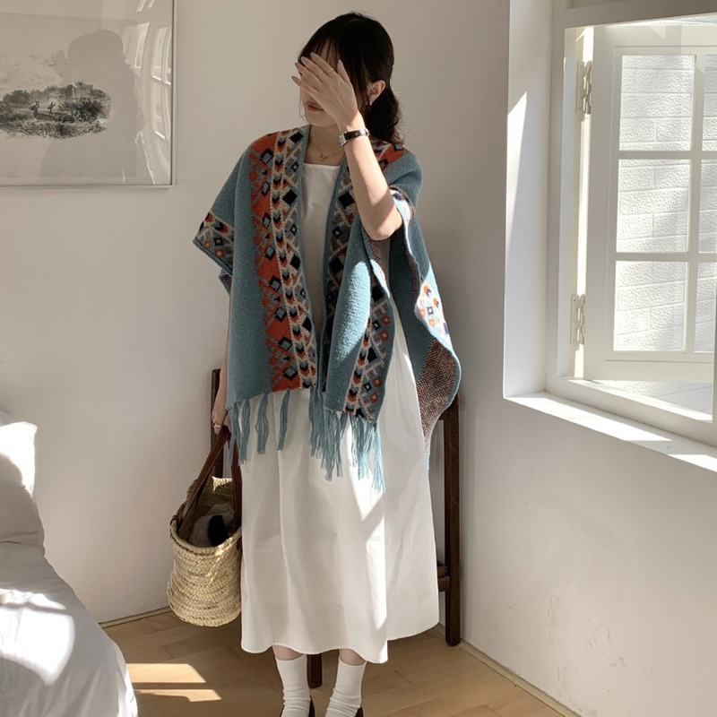 厂家直销新款民族风披肩女云南丽江川藏旅游穿搭外搭斗篷外套披风|undefined