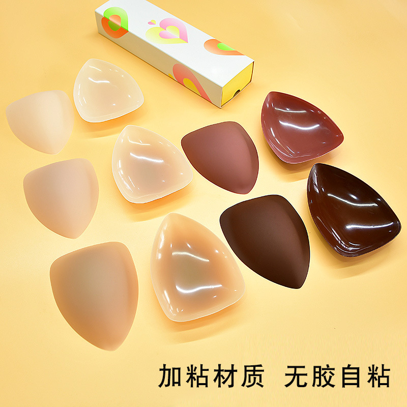 Cross-border triangle solid silicone emulsion black technology non-adhesive self-adhesive anti-bump summer invisible chest anti-sweat Cross-border triangle solid silicone emulsion black technology non-adhesive self-adhesive anti-bump summer invisible chest anti-sweat