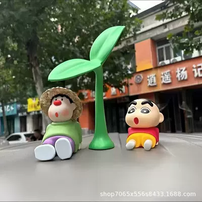 Car roof sapling decorations, grass Car ornaments - a-sapling-a-grass-hat-a-sitting-tiger-and-a-red-clothed-shin-chan