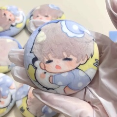 新商品の恋愛と深空q版の沈星回のぬいぐるみを決めます。