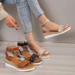 2023 spring and summer foreign trade plus size hemp rope bottom muffin thick-soled sandals European and American women's buckle flat sandals
