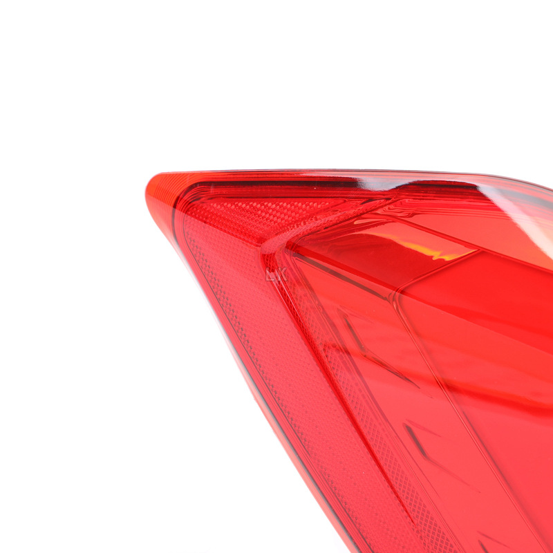 Applicable to Changan Yuexiang V7 rear tail lamp assembly V7 rear bumper lamp rear fog lamp left and right combination lamp brake reversing lamp cover