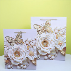Fresh flowers paper shopping bag with silver-white card gift hand-held paper bag wholesale butterfly packaging bag wedding bag