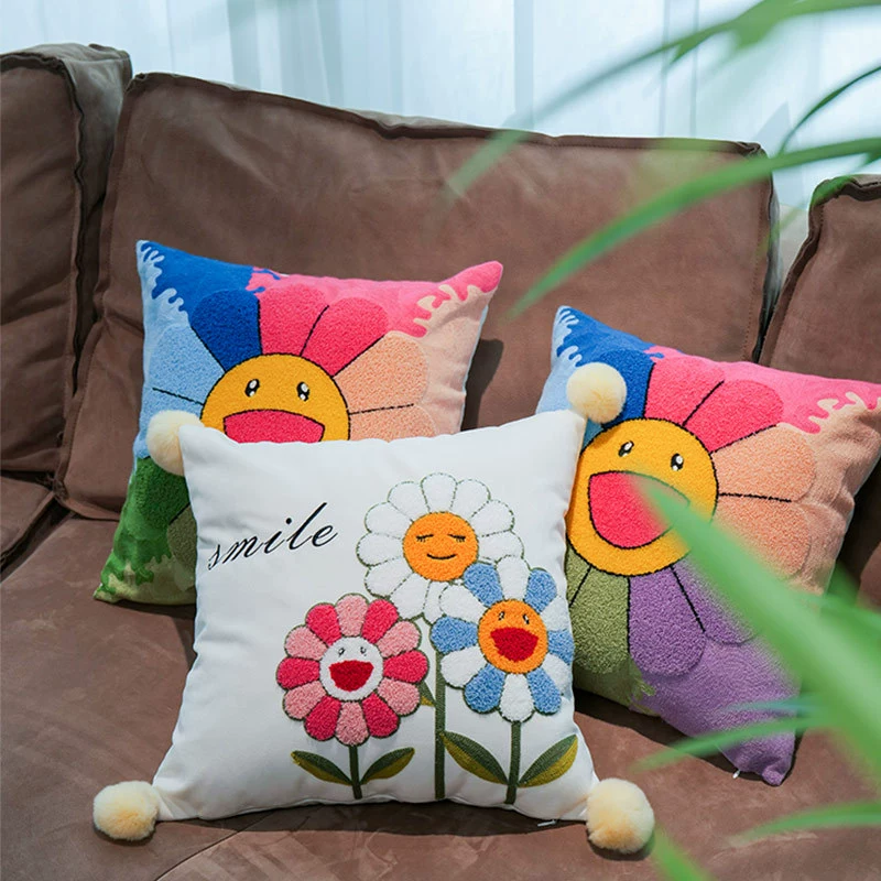 Fresh pillow, cream square small pillowcase solar-powered for bed, flowered