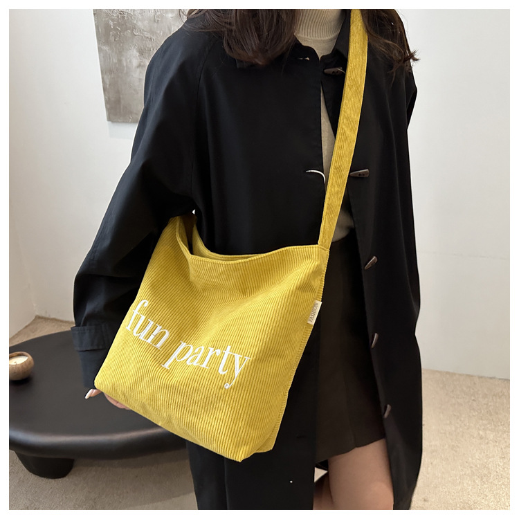 Simple hand-held corduroy large-capacity daily casual work single-shoulder bag, niche tote bag, fashionable canvas bag undefined