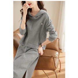 气质休闲灰色套装2025年秋新款时尚通勤百搭女式两件套