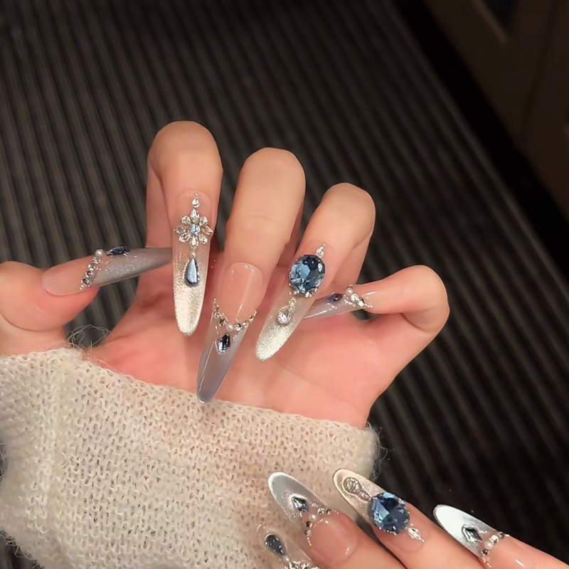 [Frozen] High-End Elegant Atmosphere Gradient Flash Handmade Wearable Cat Eye Patch Manicure