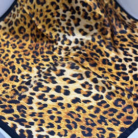 欧美豹纹丝巾女百搭时尚方巾头巾100%真丝薄款小方巾丝巾批发