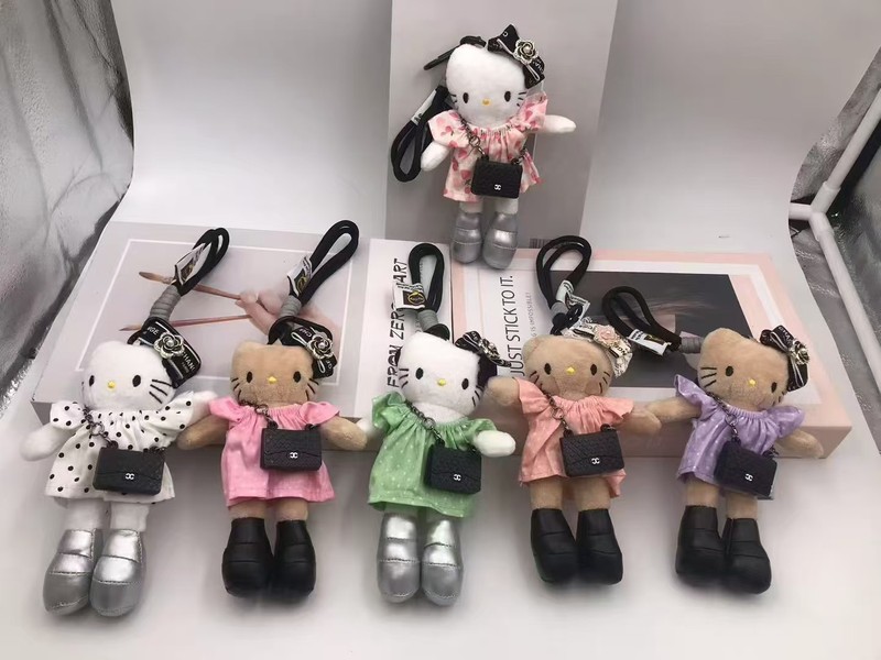黑皮长腿小香风包包毛绒小挂件hellokitty书包猫咪挂饰KT公仔批发|undefined