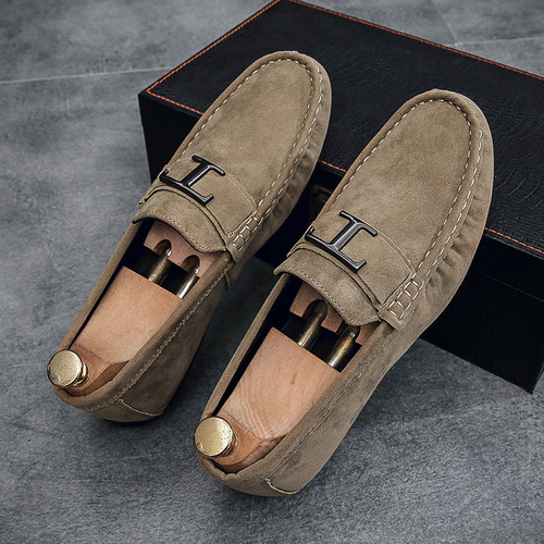 Men's casual loafers, soft-soled driving shoes, business trend shoes for spring 2025