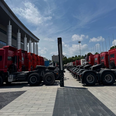 HOWO 371 tractor trailer head, Ağır yük qoşquları