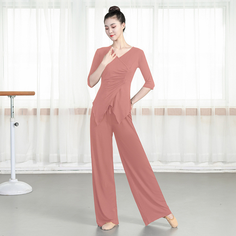 Danza entrenamiento camisa de mujeres verano nuevo adulto clásico pantalones de piernas anchas entrenamiento de ropa de fábrica comercio al por mayor