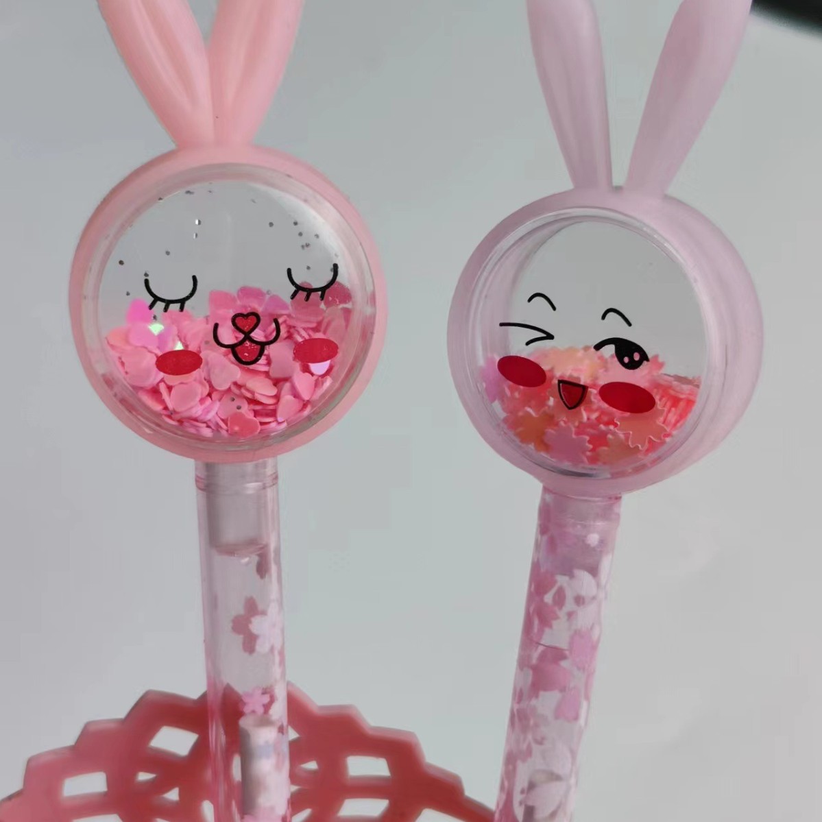 Lindo de alta apariencia lentejuelas gel pluma de dibujos animados animal forma estudiante pluma de agua creativa papelería oficina firma pluma