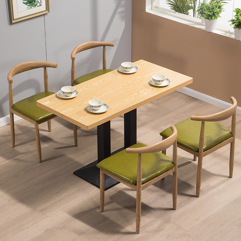 다층 보드 1 테이블 4 의자 오크 색상 + 카키 패드