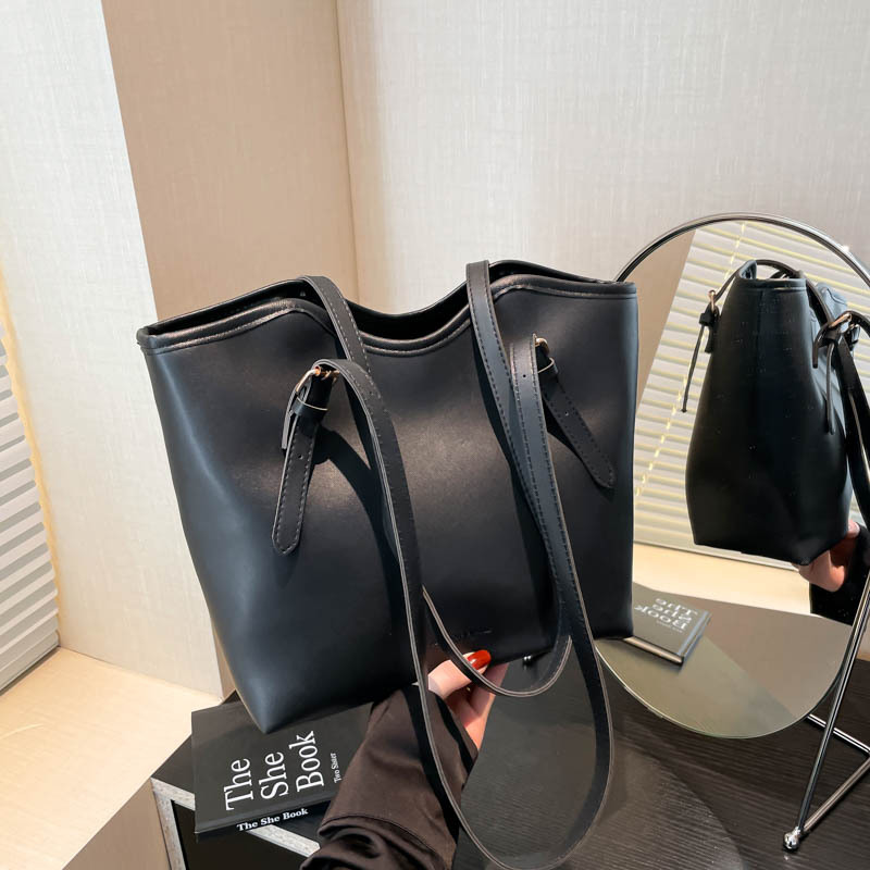 Nuevo bolso de mano transfronterizo de gran capacidad para mujeres 2025 bolso de hombro para estudiantes universitarios para mujeres bolso de mano para mujeres