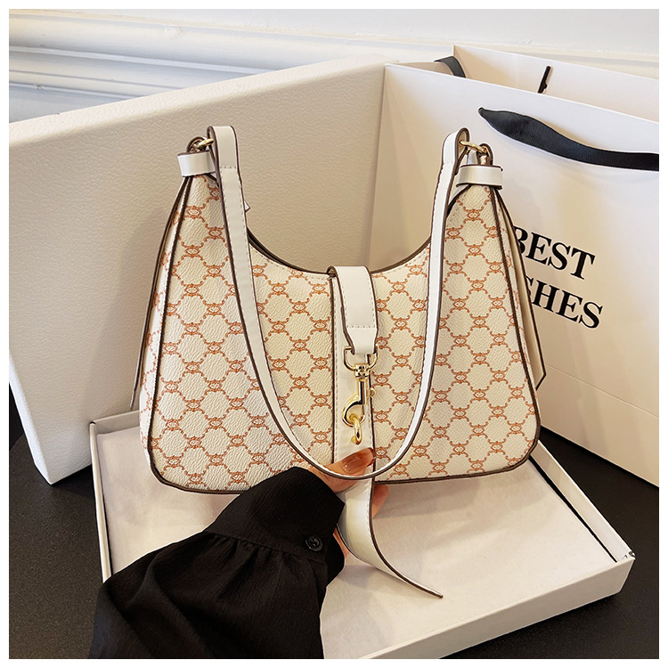 High-end Women's Armpit Bag Retro Shoulder & Crossbody Bag_voghion.com