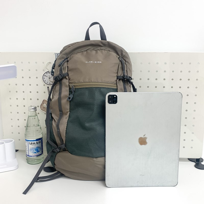 Mochila impermeable simple multipropósito al aire libre, mochila de montaña ligera, mochila plegable portátil para parejas de senderismo