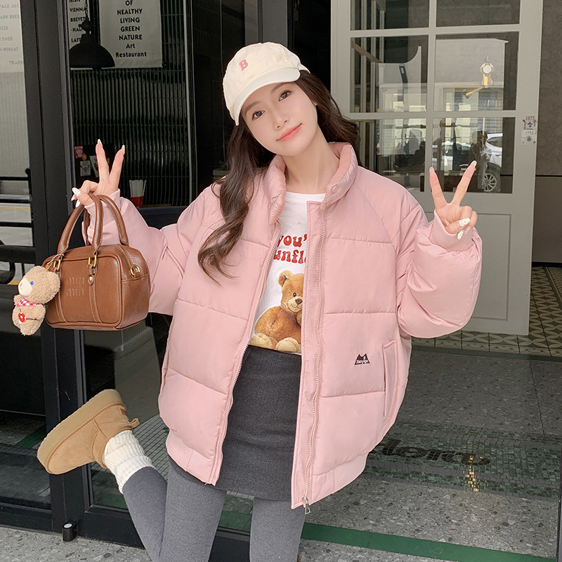 Europa y los Estados Unidos 2024 otoño y invierno ropa corta de algodón de mujer cuello coreano chaqueta pequeña chaqueta de algodón gruesa chaqueta de pan chaqueta