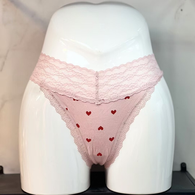 Comfortable and breathable cotton stitching lace thong heart-shaped printed cotton lace-trimmed plus size low-waist T-shirt women's thong Comfortable and breathable cotton stitching lace thong heart-shaped printed cotton lace-trimmed plus size low-waist T-shirt women's thong