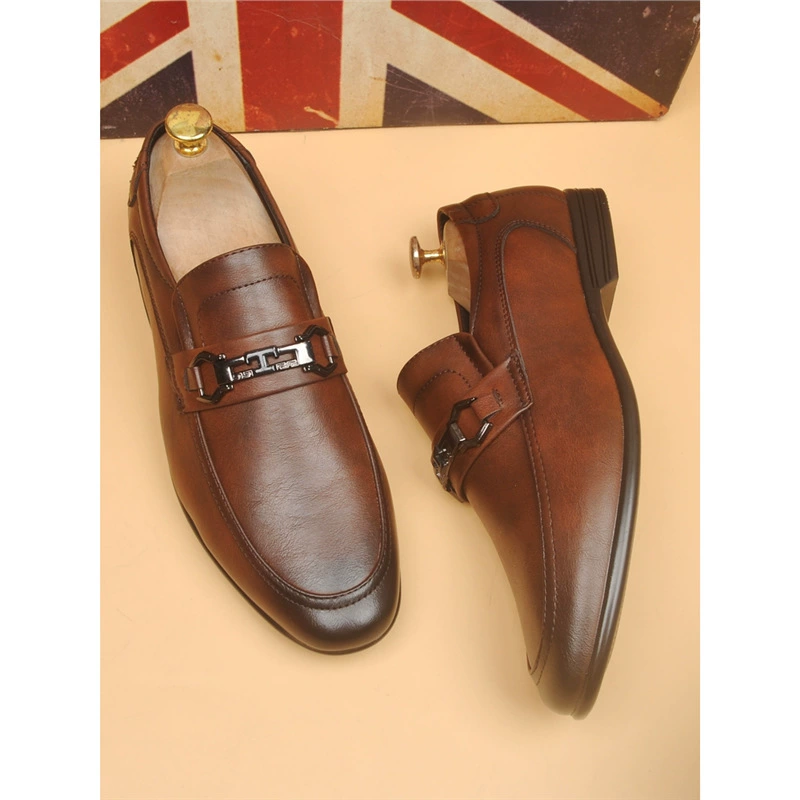 2024 новый стиль мужской бизнес повседневные ножки кожаные кожаные туфли коричневый ретро легкий экстравагантный высокий комфорт прилив обувь