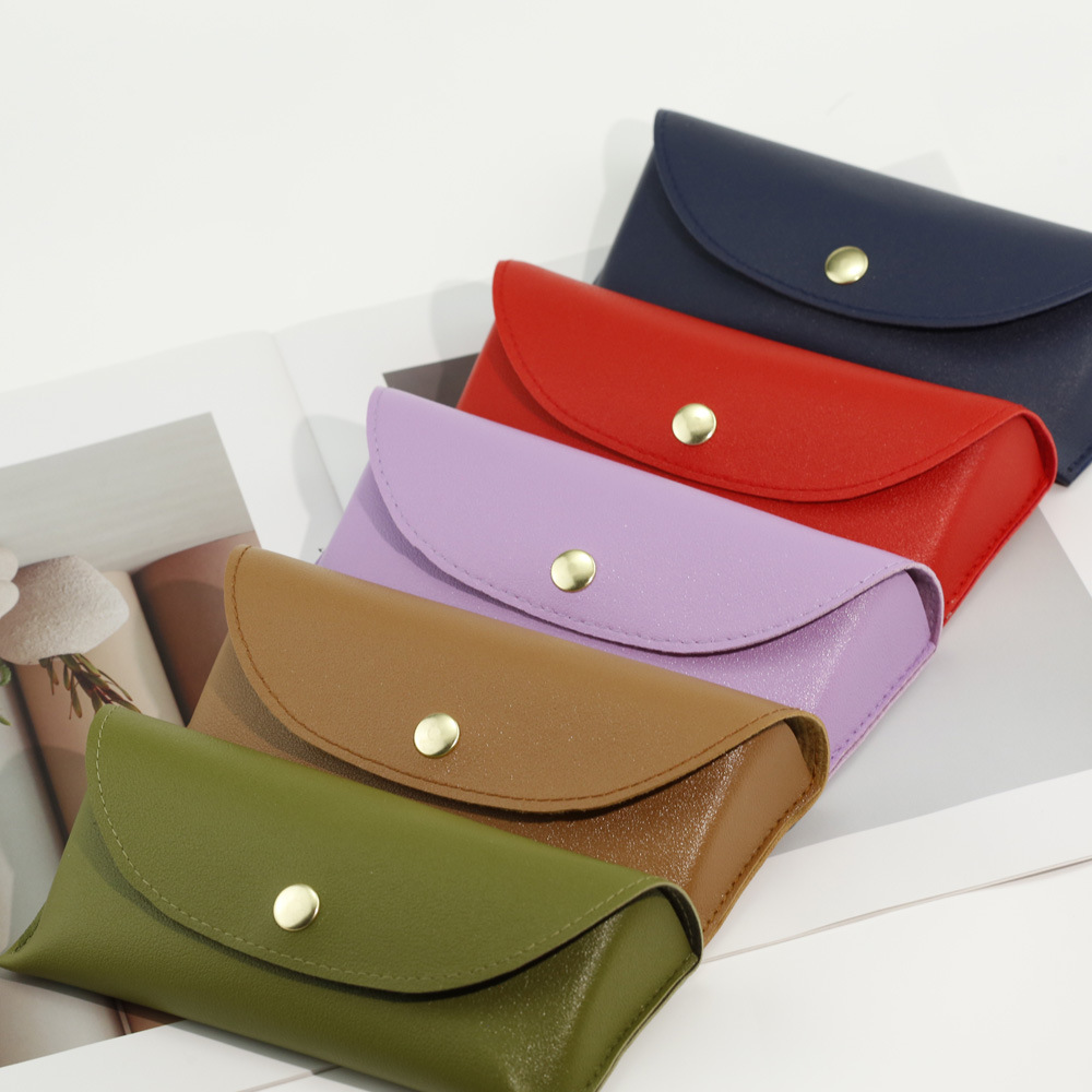 Classic Style Solid Color Pu Leather Unisex Glasses Case display picture 8
