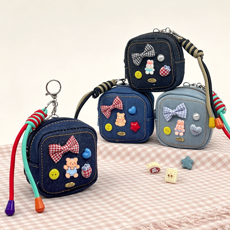 Denim fabric coin purse, exquisite mini bag for coins, earphones, lipstick storage, high-value keychain accessory Denim fabric coin purse, exquisite mini bag for coins, earphones, lipstick storage, high-value keychain accessory