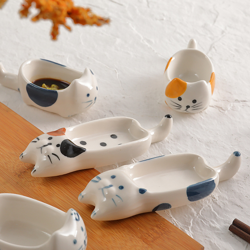 漫画の子犬のソースプレート家庭用セラミック高価値箸ホルダークリエイティブスナックプレート調味料プレート