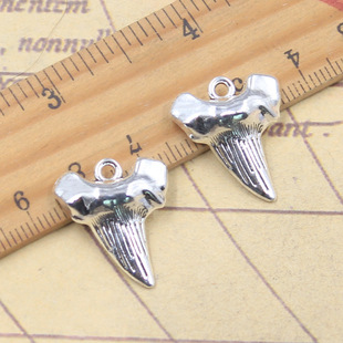 Ancient Silver Shark Teeth DIY Jewelry Accessories Pendant Charm Necklace Bracelet Pendant
