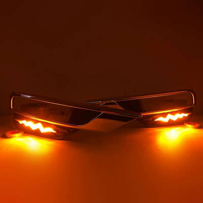 with Flowing Turn Signals, Gündüz işıqları