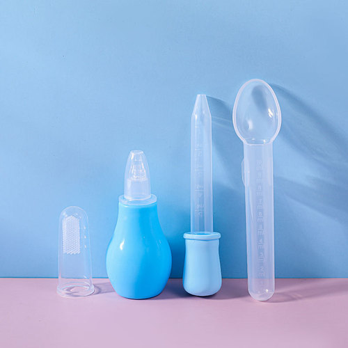 4-piece set baby medicine dropper spoon finger toothbrush cleaning care kit nasal aspirator 