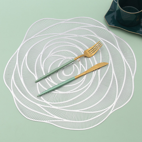 PVC Non-slip Mat Modern Elegant and Graceful Banquet Table Mat Creative Single Rose Home Dinner Plate Heat Insulating Mat