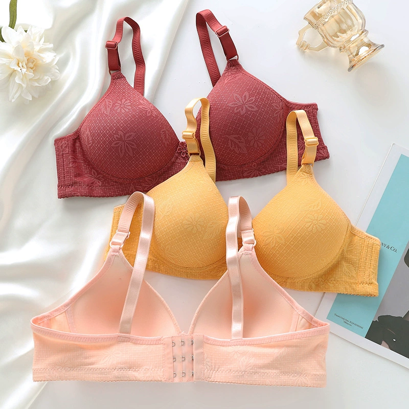 Breathable underwear, supporting comfortable wireless bra, plus size, for middle age