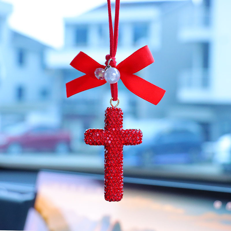 Cross-border personalized car interior pendant for men and women, rearview mirror decoration, diamond-encrusted cross, high-end car fashion accessory gift