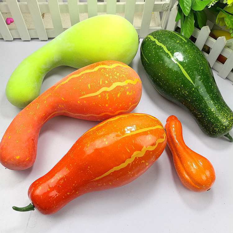 大かぼちゃのクリスマスの収穫祭の装飾品のクロスボーダーの商品の供給源のシミュレーションの野菜の模型の撮影の道具の卸売り|undefined