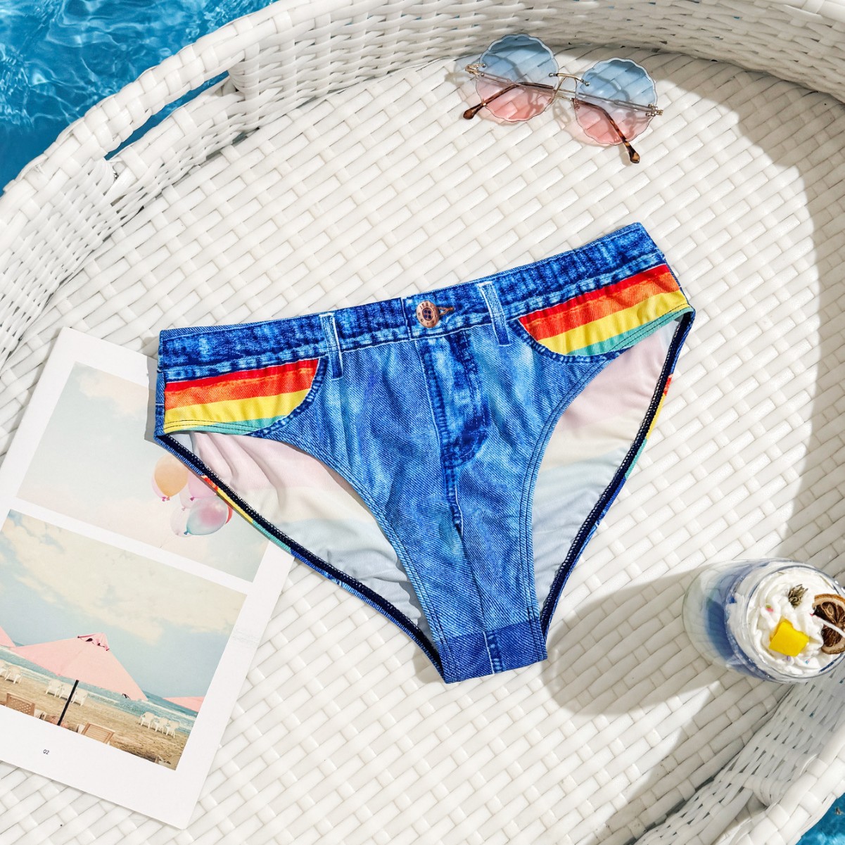 2025 Cross-Border New Men's European and American Style Triangle Swim Trunks with Denim Print, Fashionable Underwear, Swim Trunks, Slim Fit, High Elasticity