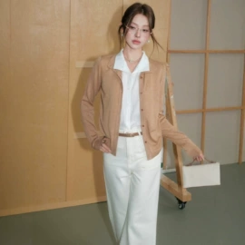 女式针织衫;女式T恤;毛衣