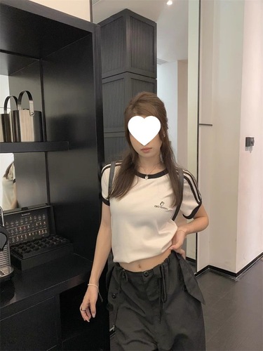 [40-Thread Count Faux Cotton] Women's Short-Sleeved Top with Three Stripes, Round Neck, Slim-Fit Embroidered Outerwear T-Shirt—Blue