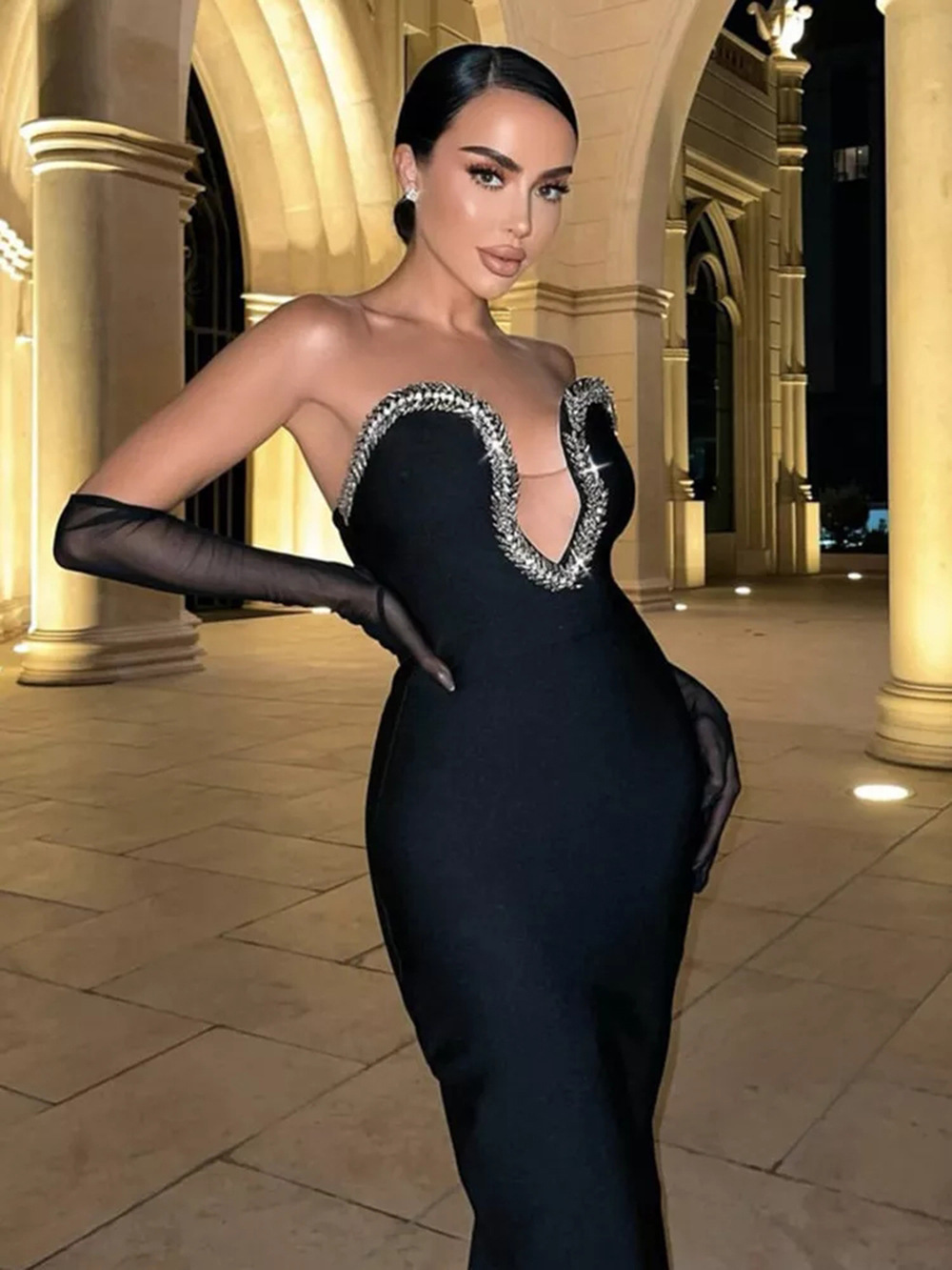 Elegant Dress Image 6