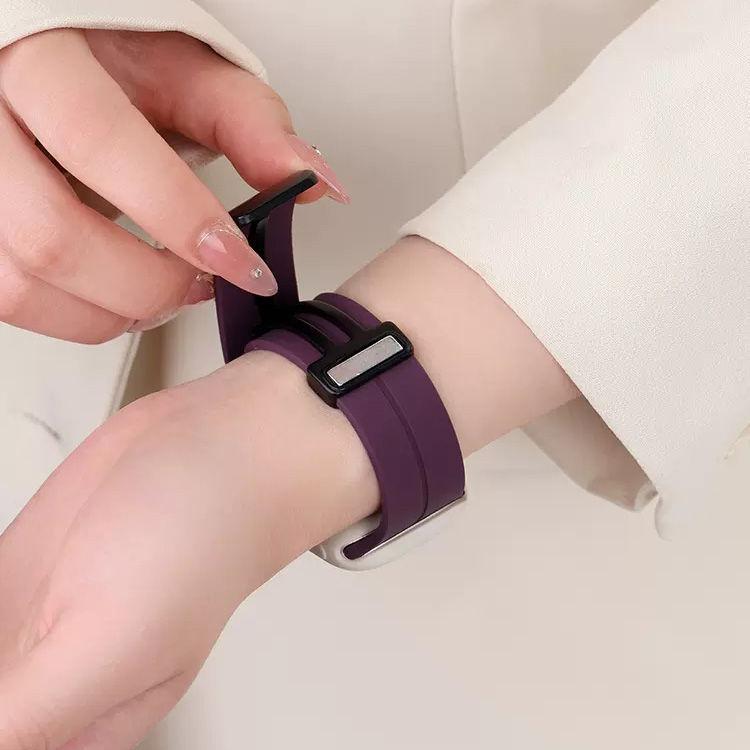 Correa de reloj Apple aplicable iwatch10987Ultra silicona líquida con hebilla plegable magnética carcasa protectora de caramelo