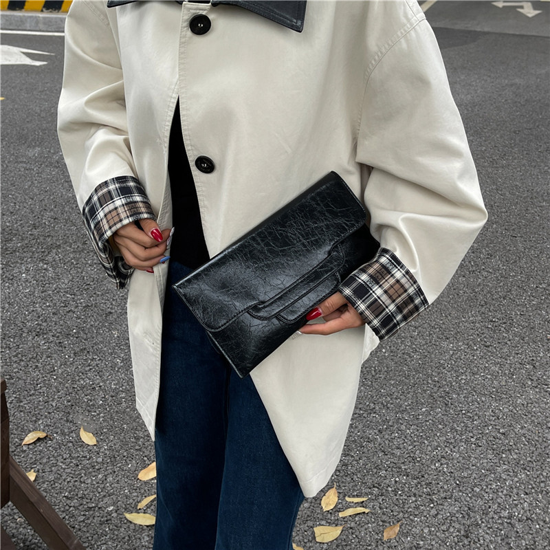 Bolsa de cena de alta calidad de color sólido universal moda de mujer ocio de gran capacidad temperamento personalidad bolso de cambio bolso de mano