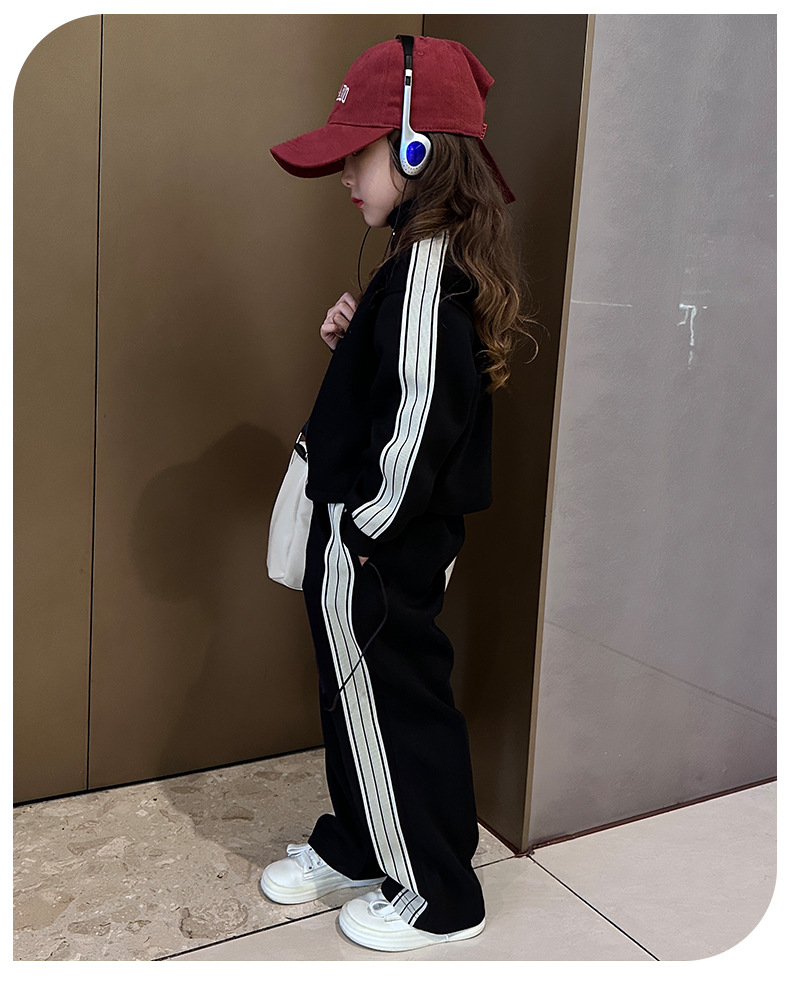 Girls' Sports Set 2023 Spring Autumn New Korean Edition Fashionable Baby Long Sleeve Casual Sweater and Pants Two_voghion.com