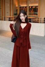 2025�¿������۴���chic�e�¼tɫë�����bȹ��һ�����^�괩��