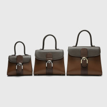 �ٴ�������п���ƴɫͨ�ڕr��б���ţƤ�μ��R�������Ů��