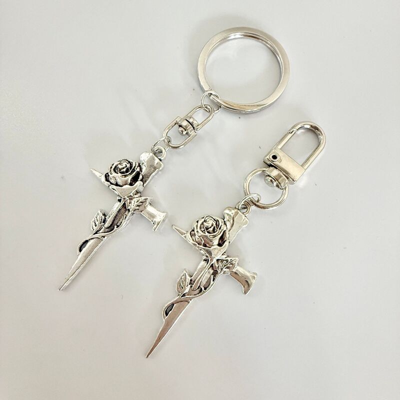 Cross-Border Gothic Style Retro Thorn Rose Cross Keychain Dark Style Metal Pendant Backpack Car Pendant Cross-Border Gothic Style Retro Thorn Rose Cross Keychain Dark Style Metal Pendant Backpack Car Pendant