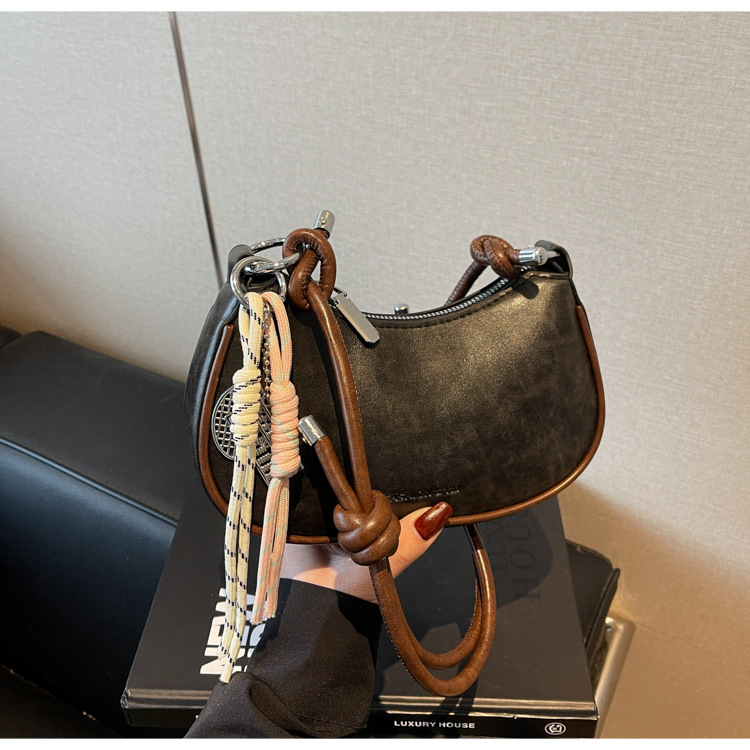 French niche quality handbag, women's bag, Spring 2025 new underarm bag, simple and versatile commuter crossbody bag undefined
