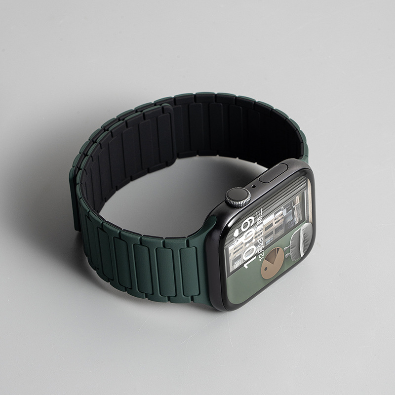 짙은 녹색과 검정색