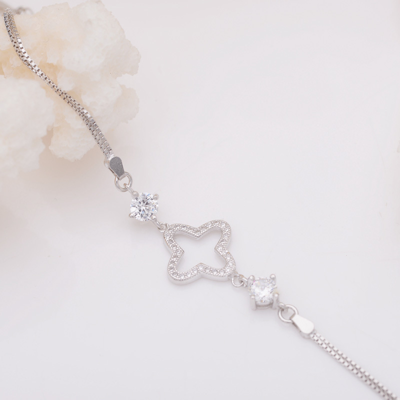 Pulsera de cuatro hojas de plata esterlina S925 mujer coreana simple nicho de diseño pulsera de plata personalidad moda joyería versátil